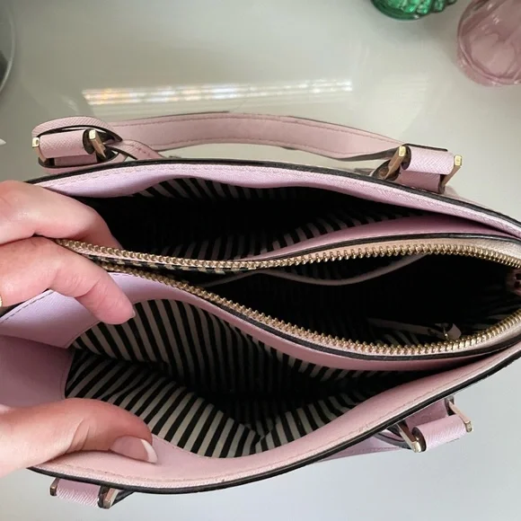 Kate Spade Cameron Street Lottie satchel handbag in a light pink - Picture 4 of 7